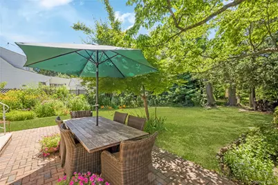 530 Elm Street, West Hempstead, NY 11552 - Photo 26