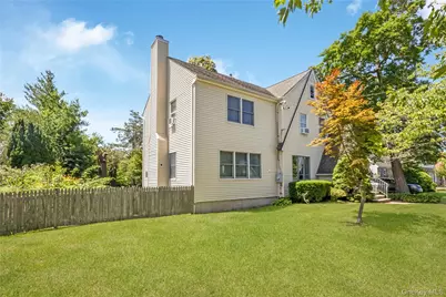 530 Elm Street, West Hempstead, NY 11552 - Photo 4