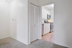 90 Avon Cir, Port Chester, NY 10573 - Photo 6