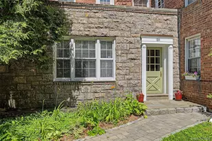 104 Pinewood Rd, Hartsdale, NY 10530 - Photo 4