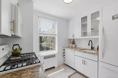 104 Pinewood Rd #3C, Hartsdale, NY 10530 - Photo 22