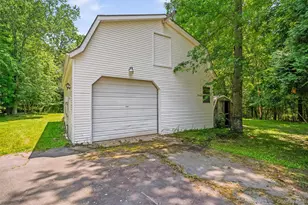 808 S Plank Rd, Slate Hill, NY 10973 - Photo 2