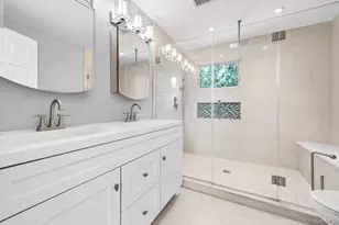 4478 Express Dr S, Ronkonkoma, NY 11779 - Photo 20