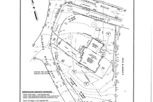28 Redbrook Rd, Great Neck, NY 11024 - Photo 32