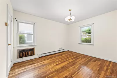 63 Bar Beach Road, Port Washington, NY 11050 - Photo 6