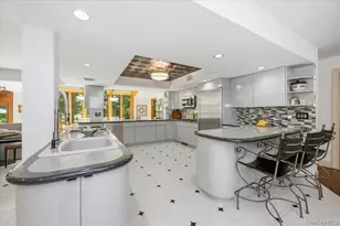 33 Meadowfarm Rd, East Islip, NY 11730 - Photo 8