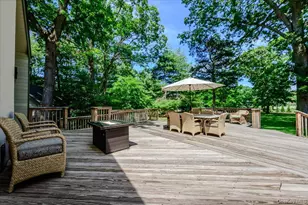 33 Meadowfarm Rd, East Islip, NY 11730 - Photo 32