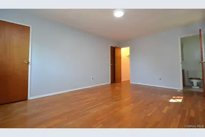 39 Sheryl Crescent, Smithtown, NY 11787 - Photo 32