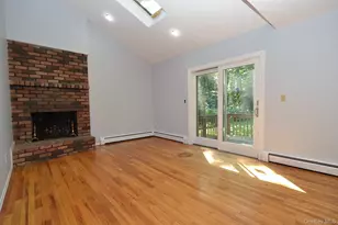 39 Sheryl Crescent, Smithtown, NY 11787 - Photo 14
