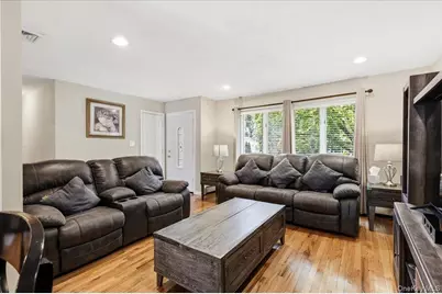 105 Greenhaven Drive, Port Jefferson Station, NY 11776 - Photo 10