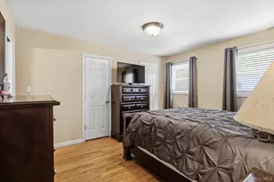 105 Greenhaven Dr, Port Jefferson Station, NY 11776 - Photo 14