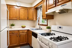 7-08 127th St, College Point, NY 11356 - Photo 6