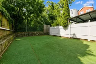 453 E 181st St, Bronx, NY 10457 - Photo 2