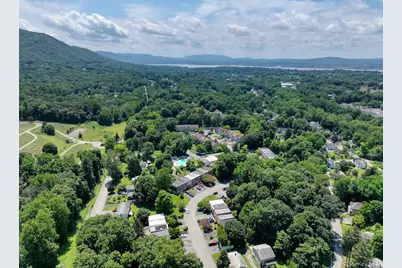 10 Roundtree Court, Beacon, NY 12508 - Photo 2
