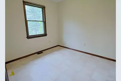 25 Georges Road, Middletown, NY 10941 - Photo 18