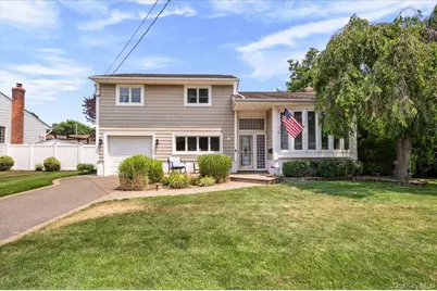 215 N Boston Avenue, Massapequa, NY 11758 - Photo 30