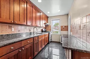 161-21 84th Ave, Jamaica, NY 11432 - Photo 6