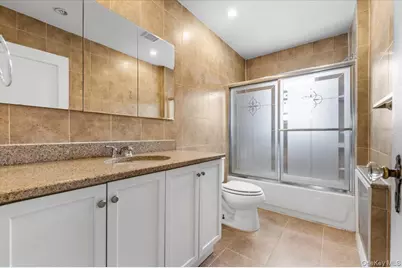 161-21 84th Avenue, Jamaica, NY 11432 - Photo 14