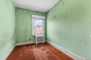 161-21 84th Ave, Jamaica, NY 11432 - Photo 10