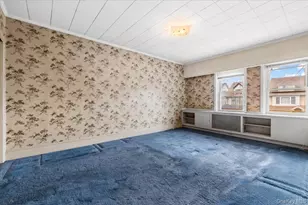 161-21 84th Ave, Jamaica, NY 11432 - Photo 8