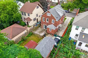 43-23 167th St, Flushing, NY 11358 - Photo 28