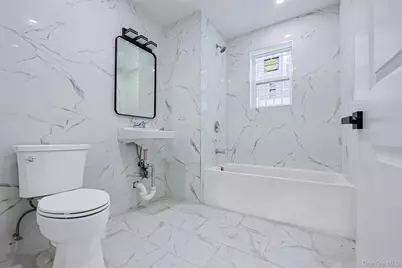 842 E 225th Street, Bronx, NY 10466 - Photo 30