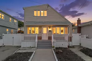 2383 Riverside Dr, Wantagh, NY 11793 - Photo 2