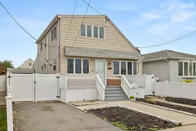 2383 Riverside Drive, Wantagh, NY 11793 - Photo 6