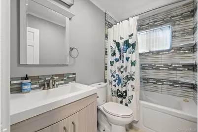 2383 Riverside Drive, Wantagh, NY 11793 - Photo 14