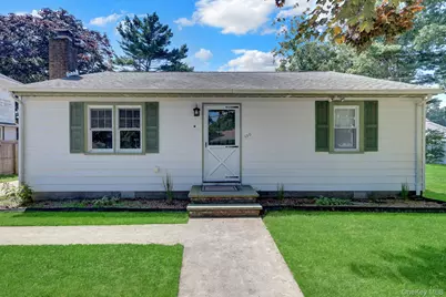 100 Lincoln Drive, Mastic Beach, NY 11951 - Photo 32