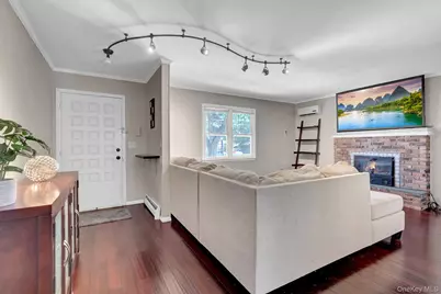 100 Lincoln Drive, Mastic Beach, NY 11951 - Photo 12