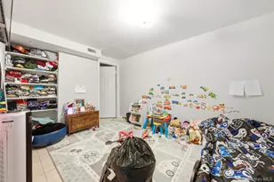 88 E Valley Stream Blvd, Valley Stream, NY 11580 - Photo 20