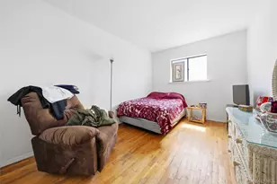 88 E Valley Stream Blvd, Valley Stream, NY 11580 - Photo 14