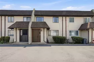 88 E Valley Stream Blvd, Valley Stream, NY 11580 - Photo 2