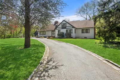 19 Frost Creek Drive, Locust Valley, NY 11560 - Photo 16