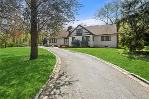 19 Frost Creek Dr, Locust Valley, NY 11560 - Photo 16