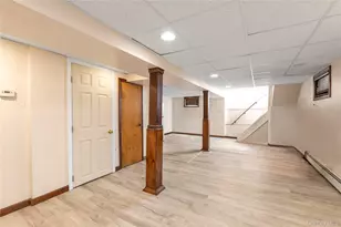 168-54 118th Rd, Jamaica, NY 11434 - Photo 16