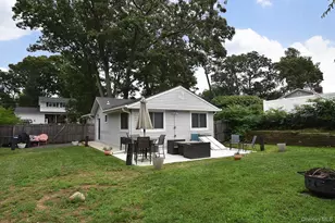 38 Balaton Ave, Ronkonkoma, NY 11779 - Photo 12