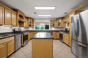 252 Saddle River Rd, Monsey, NY 10952 - Photo 6