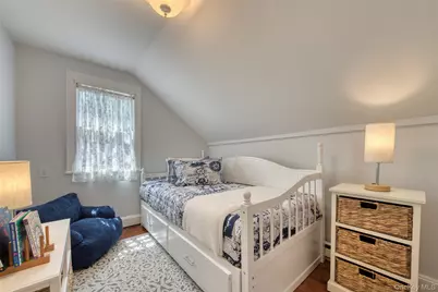 8440 Main Road, East Marion, NY 11939 - Photo 14