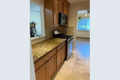 301 Town Hill Road, Nanuet, NY 10954 - Photo 4