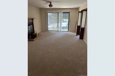 301 Town Hill Road, Nanuet, NY 10954 - Photo 18