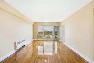 730 Pelham Rd, New Rochelle, NY 10805 - Photo 4