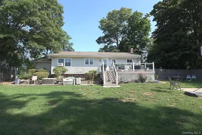 12 Acorn Street, Ronkonkoma, NY 11779 - Photo 14