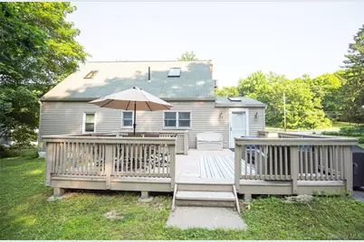 8 Stanley Street, Poughkeepsie, NY 12603 - Photo 22
