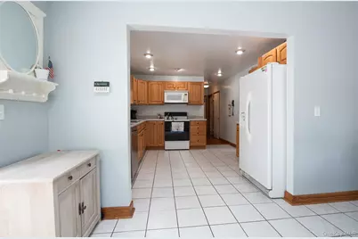 8 Stanley Street, Poughkeepsie, NY 12603 - Photo 6