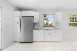 10 Clifton Pl, Port Jefferson, NY 11776 - Photo 34