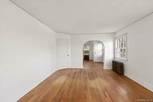 310 W 263rd St, Bronx, NY 10471 - Photo 6