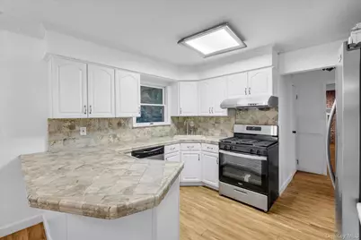 8 Julia Circle, East Setauket, NY 11733 - Photo 10