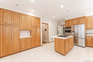 942 Greenfield Rd, Woodmere, NY 11598 - Photo 10